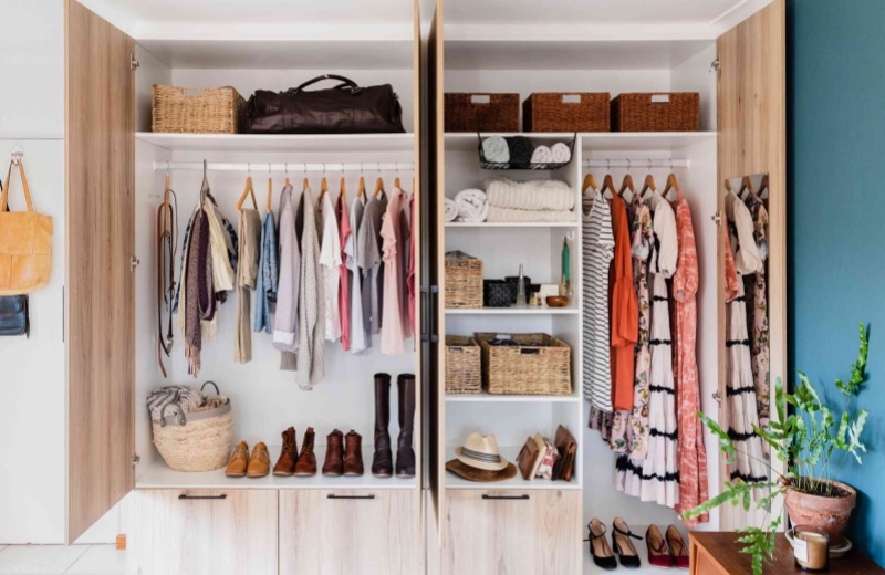 What To Consider When Choosing Finery For Your Wardrobe